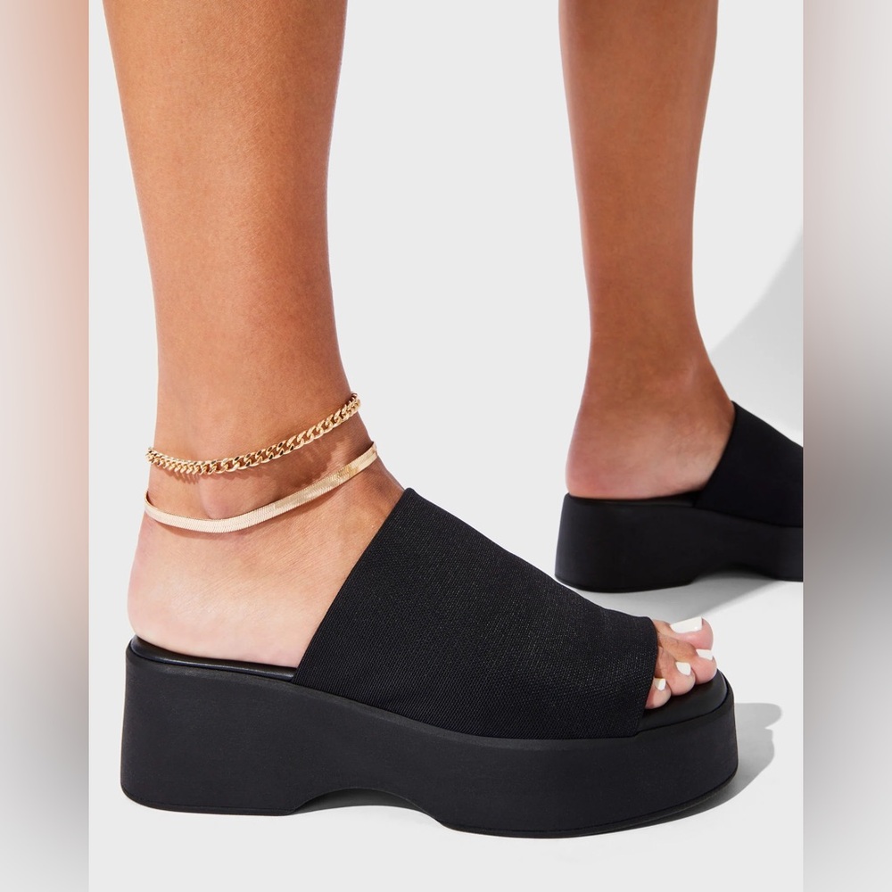 Steve Madden Slinky30 Y2K Sandal